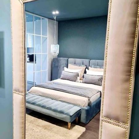 Atlant Luxury Apartments On Golovna Навпроти Тц Депот, Безконтактне Заселення Чернівці Екстер'єр фото