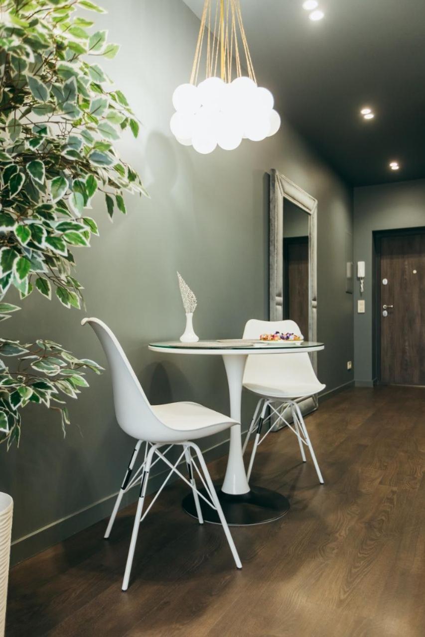 Atlant Luxury Apartments On Golovna Навпроти Тц Депот, Безконтактне Заселення Чернівці Екстер'єр фото