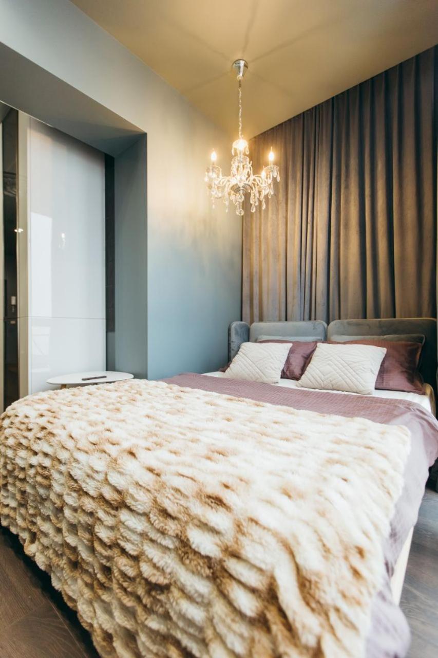 Atlant Luxury Apartments On Golovna Навпроти Тц Депот, Безконтактне Заселення Чернівці Екстер'єр фото