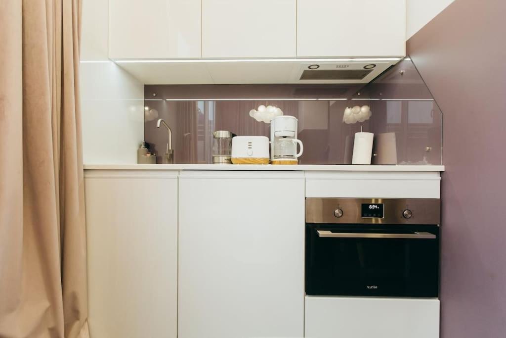 Atlant Luxury Apartments On Golovna Навпроти Тц Депот, Безконтактне Заселення Чернівці Екстер'єр фото